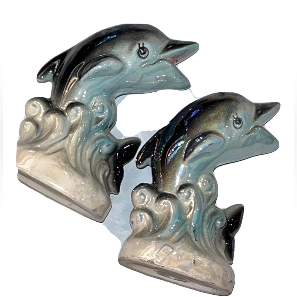 DOLPHIN Salt & Pepper Shakers Anthropomorphic Hand Painted Ceramic Japan Vintage